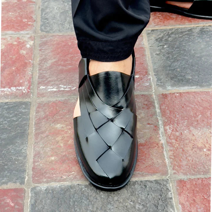 BLACK STRAP LEATHER PESHAWRI SANDAL